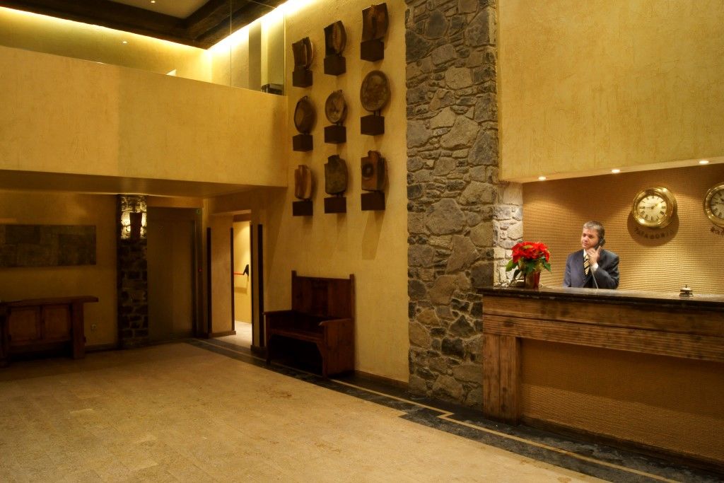 Atiram Patagonia Hotel Arinsal Luaran gambar